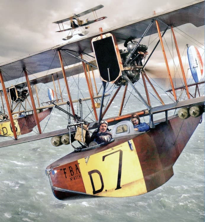 1917, les aéronautiques maritimes alliées en France revient sur les forces aériennes des marines françaises et américaines.