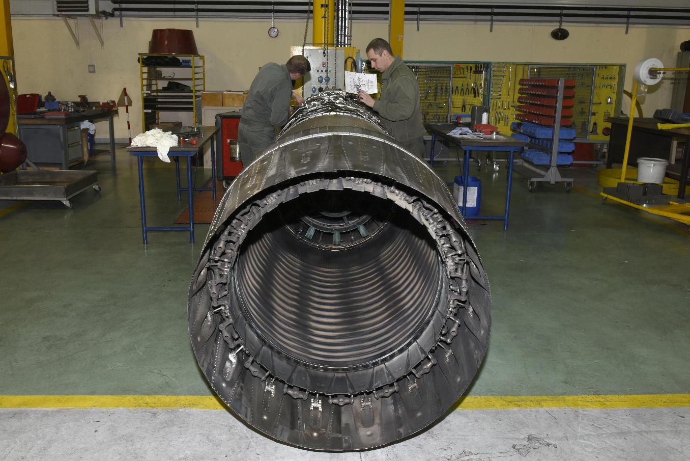 Thales assurera l'approvisionnement logistique de consommables aéronautiques pour la SIMMAD