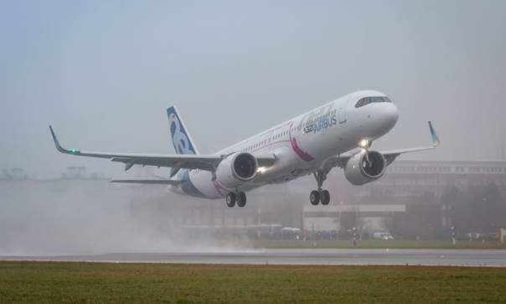 Airbus évalue le milieu de marché à 5 000 avions sur 20 ans.